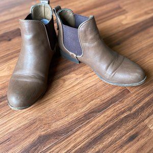 Steve Madden Ankle Boots